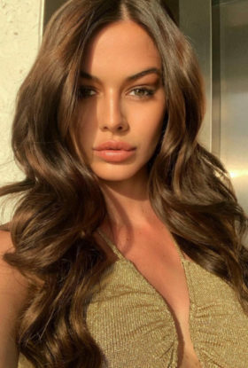 Samira22y, Tall Sexy Iranian – Iranian escort in Dubai +971562085100
